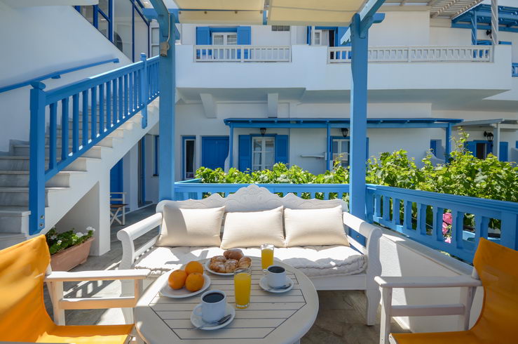 Anixis Hotel