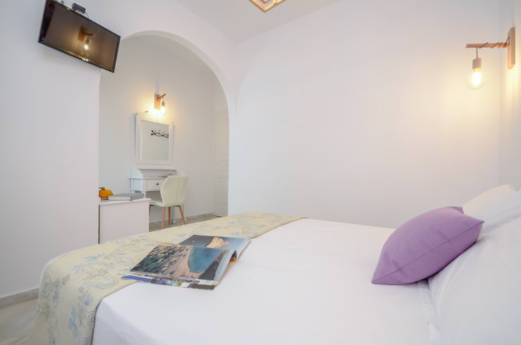 Anixis Hotel Rooms
