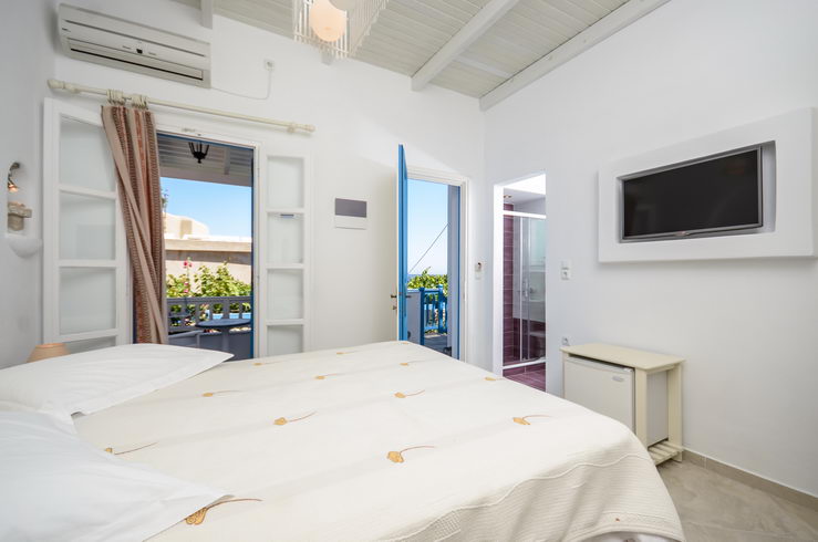Anixis Hotel Rooms