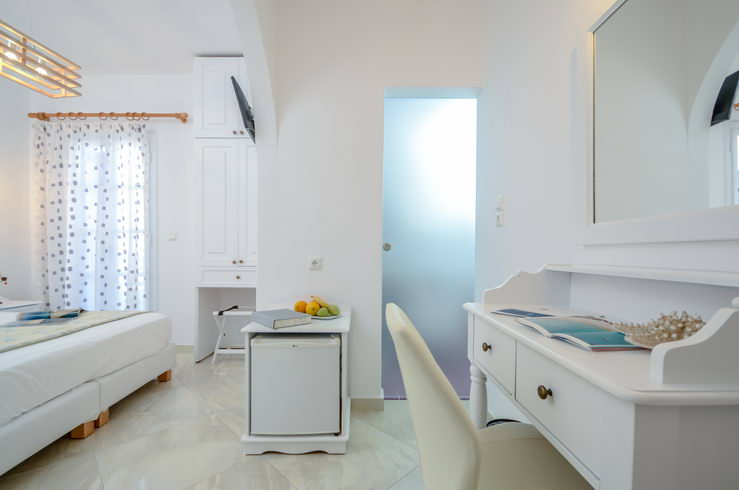 Anixis Hotel Rooms