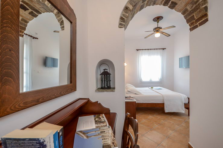 Anixis Hotel Rooms