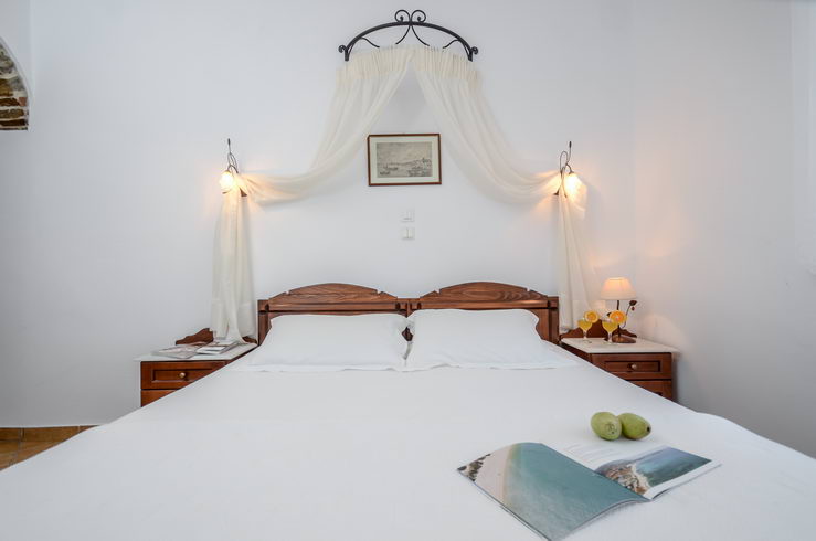 Anixis Hotel Rooms