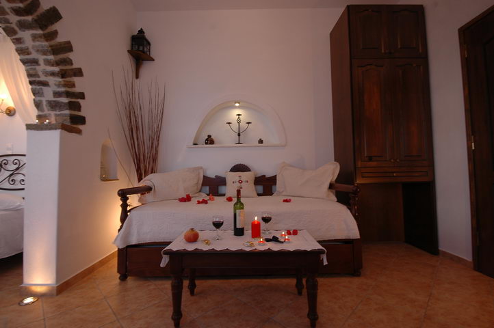 Anixis Hotel Studios