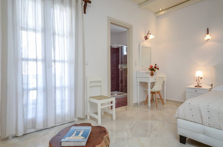 Anixis Hotel Suites
