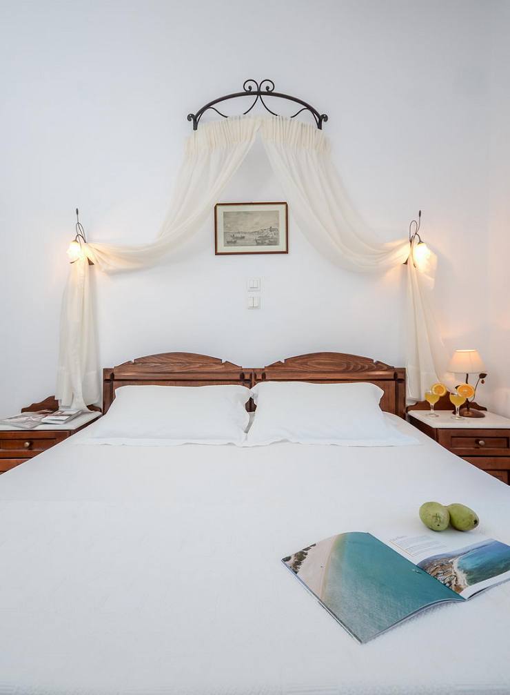 Hotel Anixis in Naxos